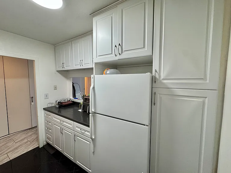 8 Whittier Pl #12F — Photo 26