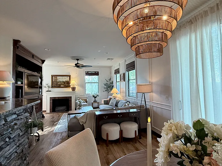 2914 E Dunbar Dr — Photo 8