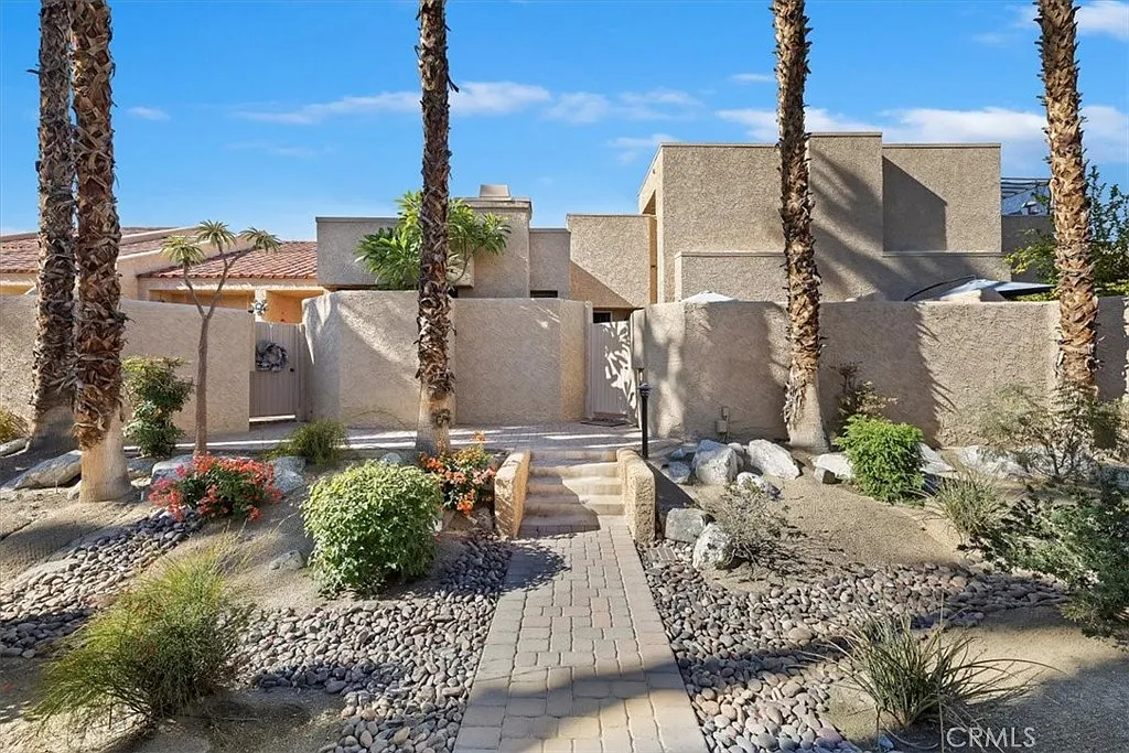 2 bed, 2.5 bath, 1502 sqft, $6,000 — Photo 1