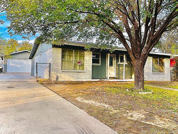 5th image of 2109 Spicewood Dr