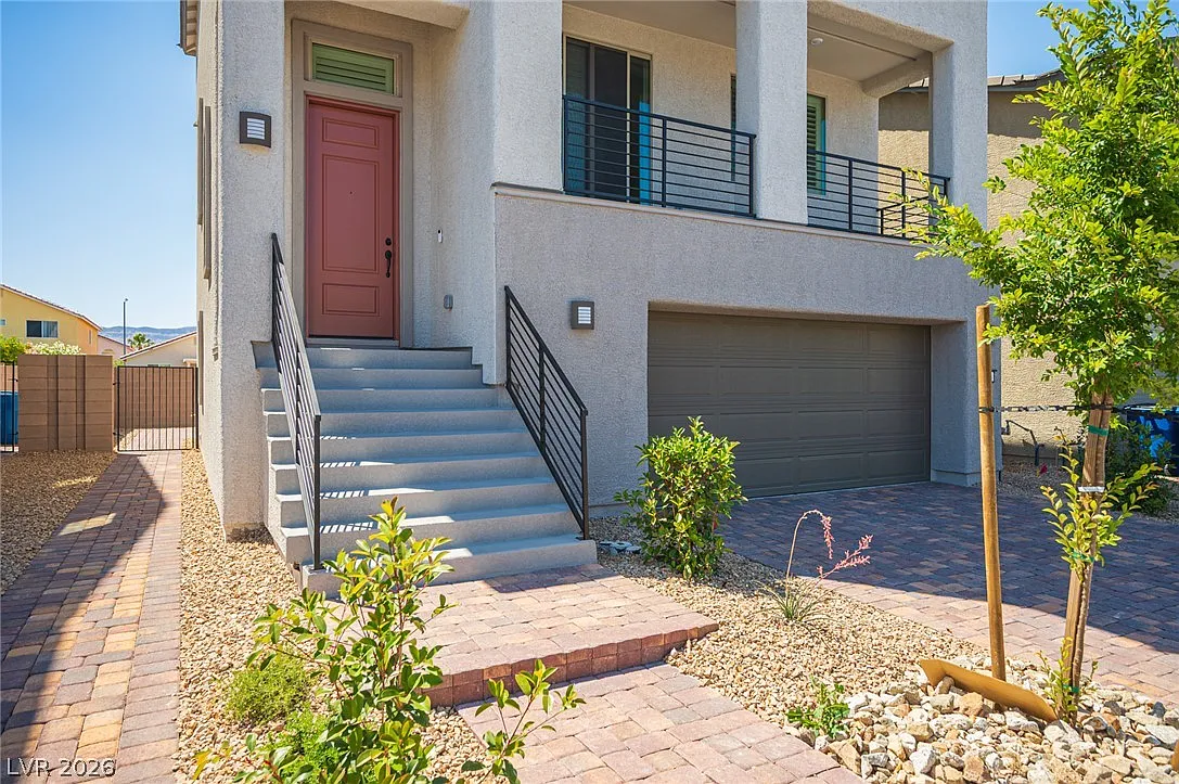 4 bed, 3.5 bath, 2873 sqft, $2,600 — Photo 2