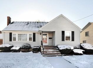 15 Viden Rd, Quincy, MA 02169