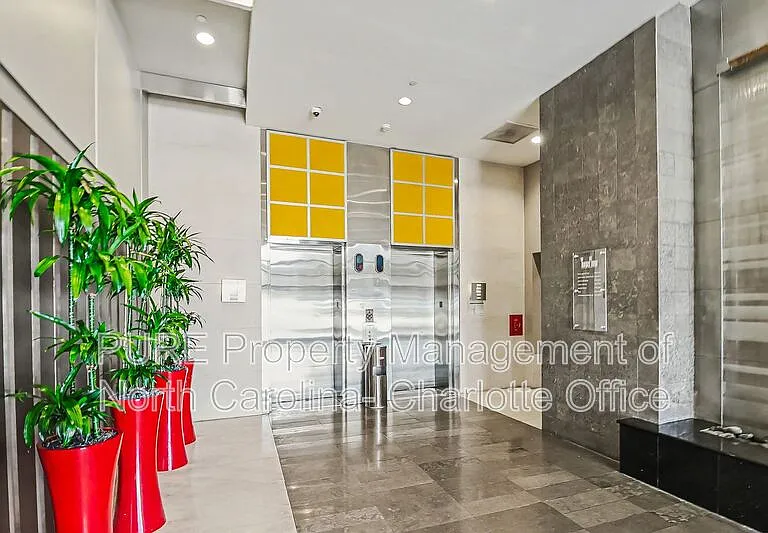 333 W Trade St #2101 — Photo 3