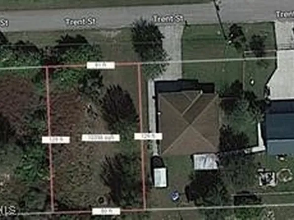 3733 Trent St, Fort Myers, FL 33905