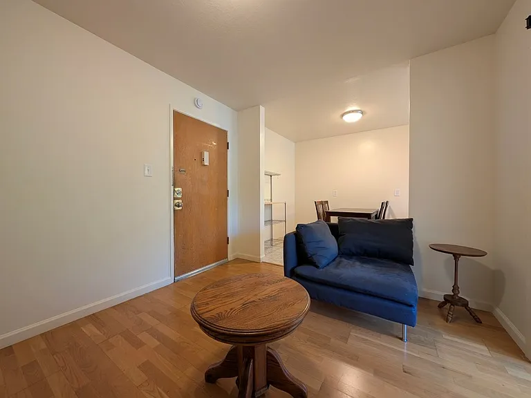 2534 Benvenue Ave — Photo 33