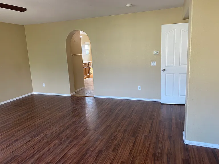 14684 Tilden Ln — Photo 14