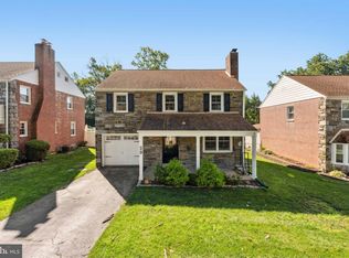 29 Schoolhouse Ln, Broomall, PA 19008