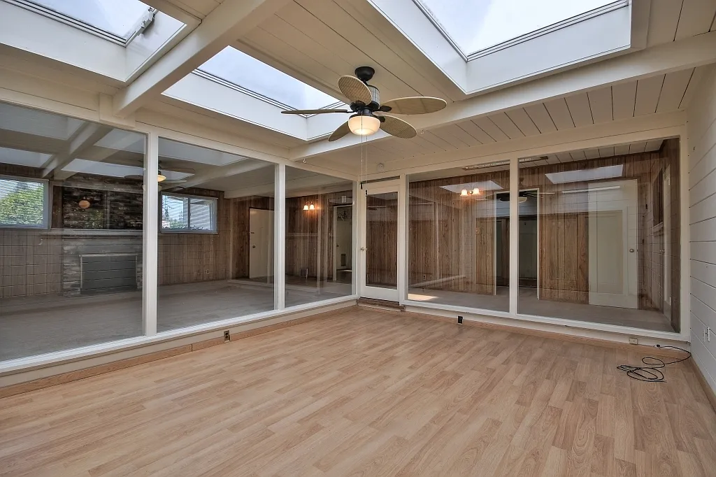 3 bedroom home in Downtown Mountain View - Walk to Castro St., fast commute! — Photo 4