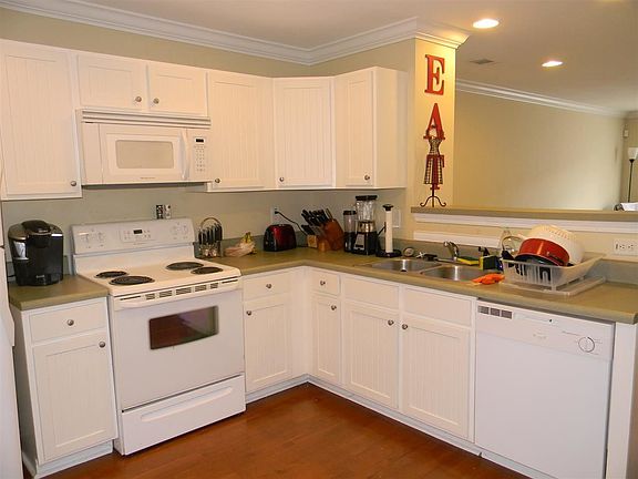 2nd image of 833 Old Greenville Hwy APT 523