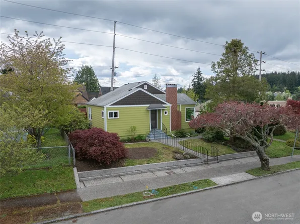 2311 9th Street, Bremerton, WA 98312