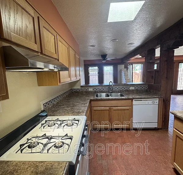 921 Nashville Ave SW #1 — Photo 14