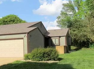 3800 Emerald Cir, Manhattan, KS 66503