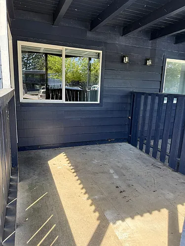 Willow Lake Apartments Photo 1