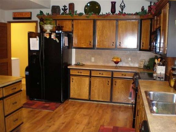 3rd image of 2104 Avenue N