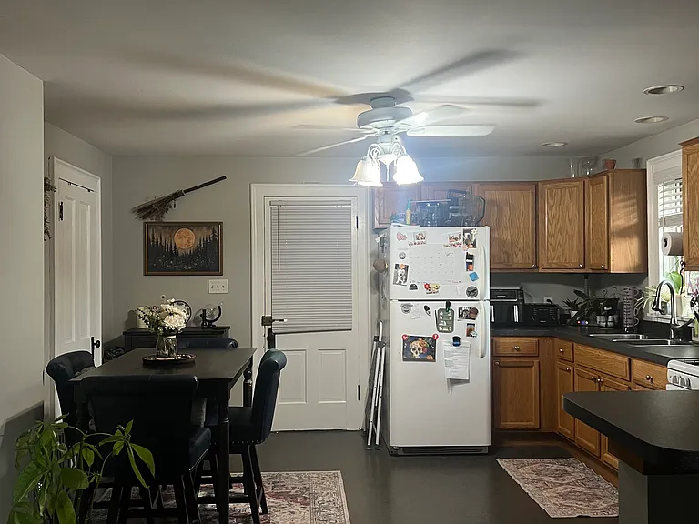 62 Grove St #2 — Photo 4