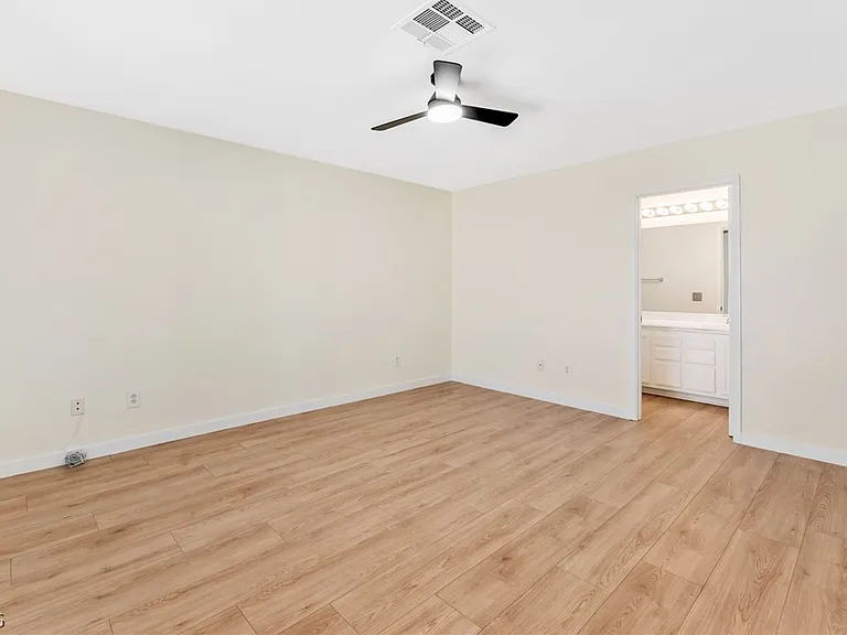 8632 Majestic Pine Ave — Photo 7