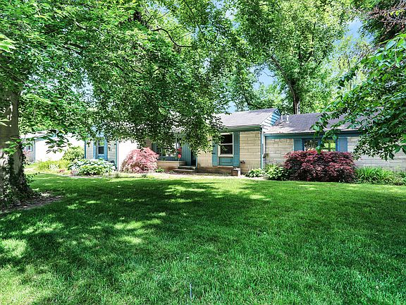 2nd image of 865 W 77th Street South Dr