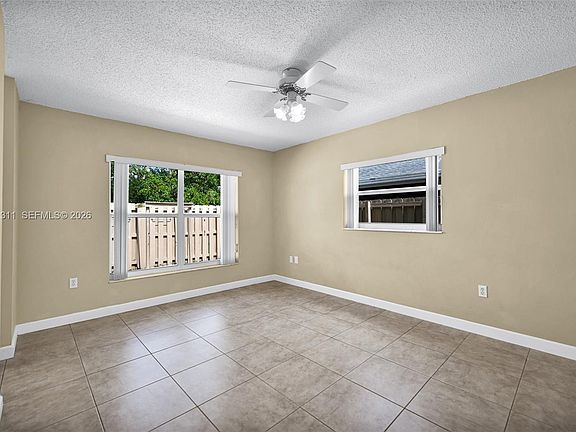 4th image of 4471 SW 138th Ct