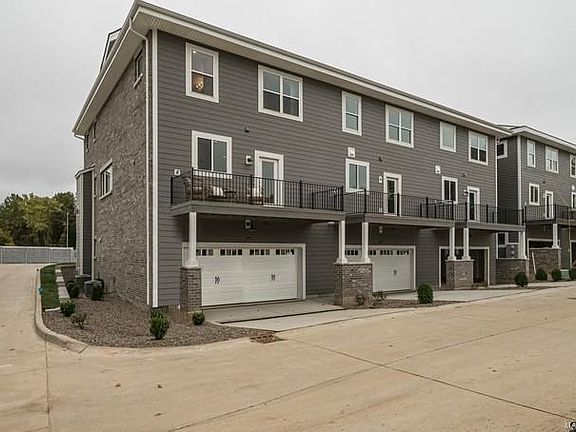 2nd image of 11205 Talamore Cir