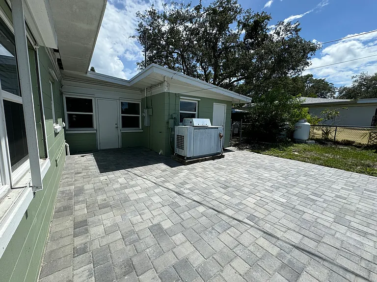 480 Alice Dr — Photo 12