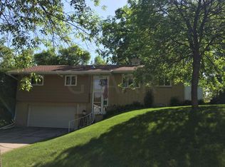 303 S Nelson St, Crookston, MN 56716