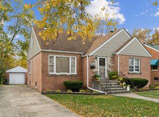 18416 Cowing Ct, Homewood, IL 60430