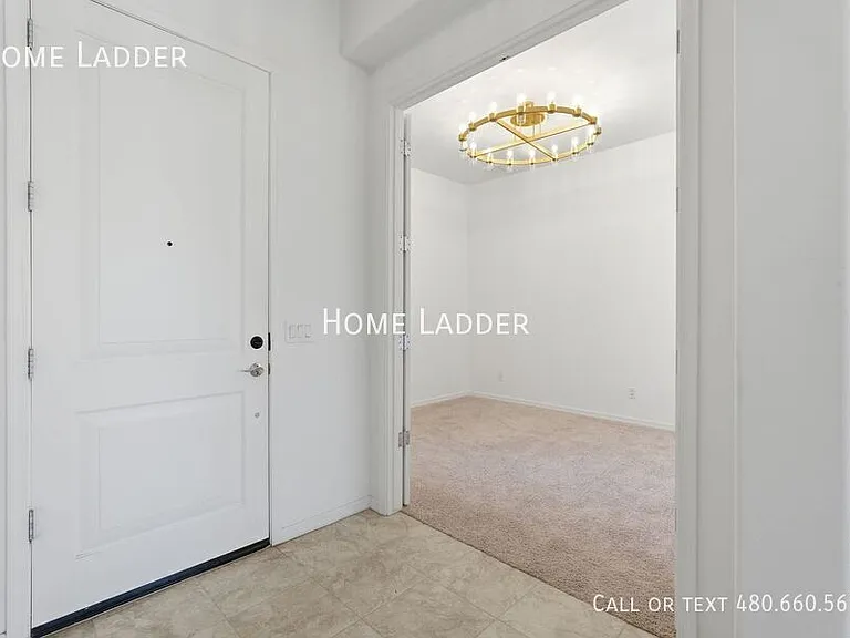 10812 E Tesla Ave — Photo 5