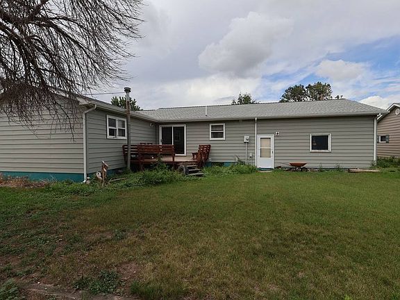 5th image of 215 11th St SE