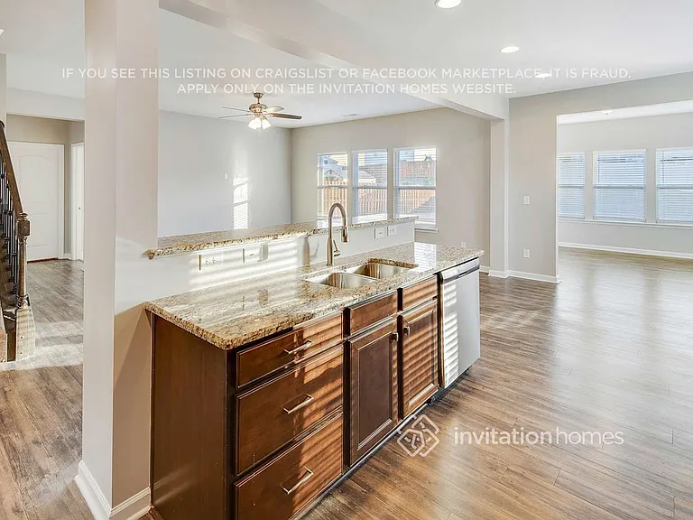 3604 Moorhen Dr — Photo 6