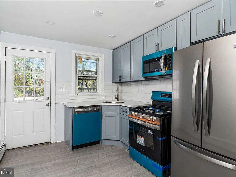 10 Lytle St #3 — Photo 10