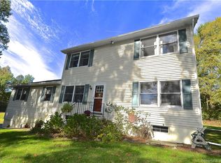 37 Pocono Ln, Danbury, CT 06810