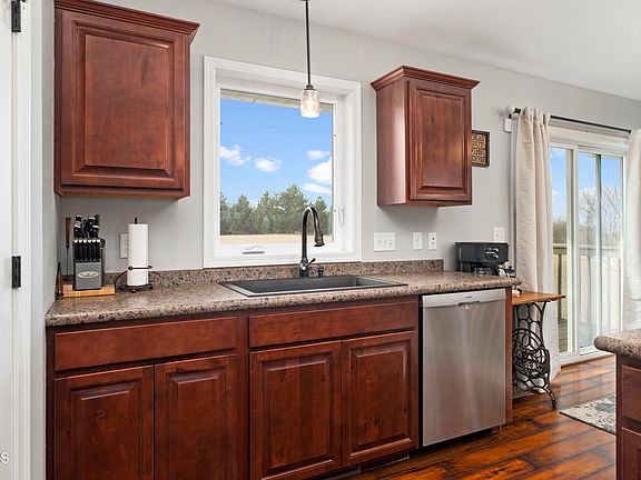 5th image of 6135 Prairiewood Dr