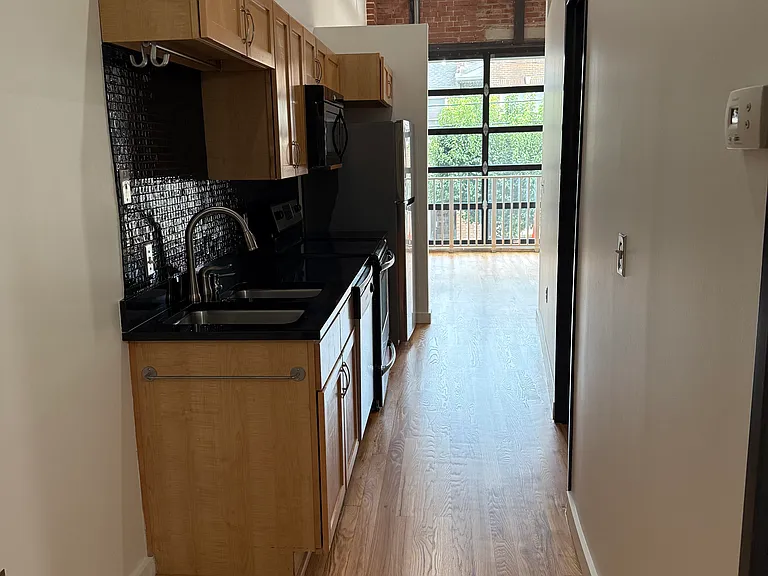 1350 Rosa L Parks Blvd #203 — Photo 4