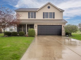 9516 W Canter Ct, Yorktown, IN 47396