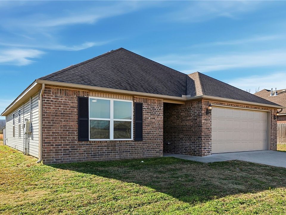 1st image of 983 Jessica Leigh St