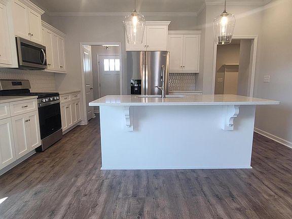 3rd image of 8157 Bannock Cir
