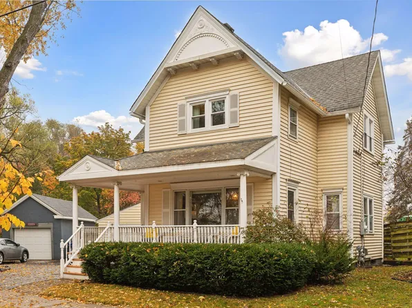 974 Burns Ave, Saint Paul, MN 55106