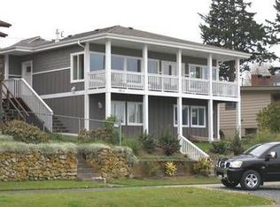 1811 7th St, Anacortes, WA 98221