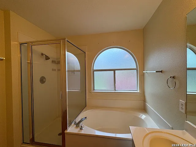 9803 Sandie — Photo 20