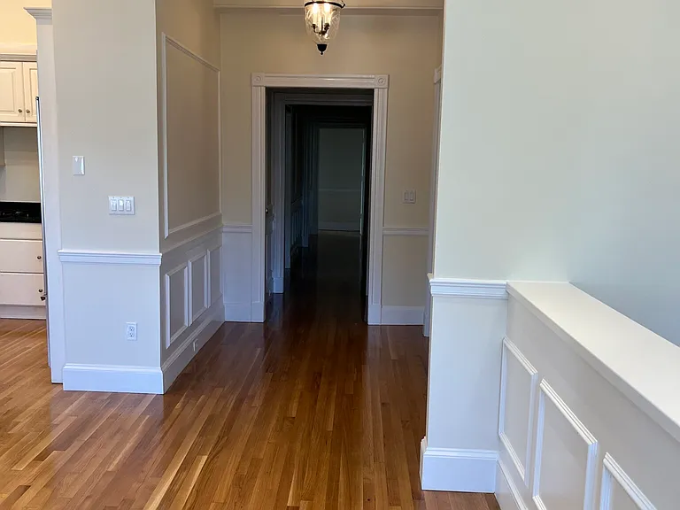 22 Beacon St #2 — Photo 12