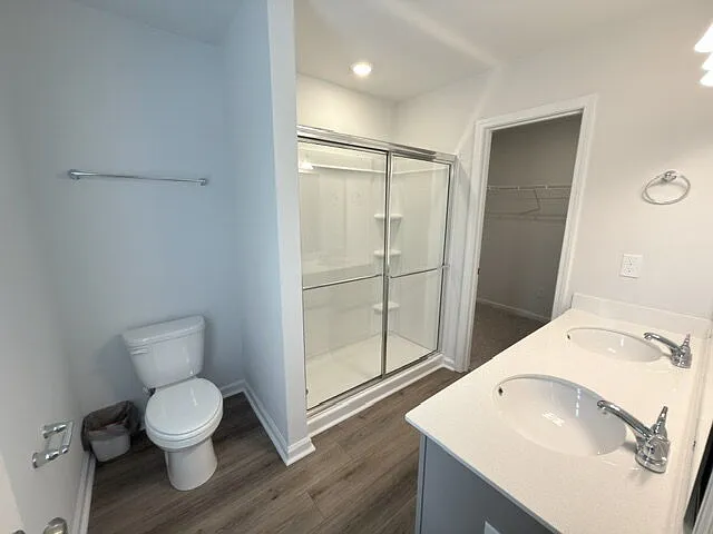 807 Coburg Ln — Photo 32