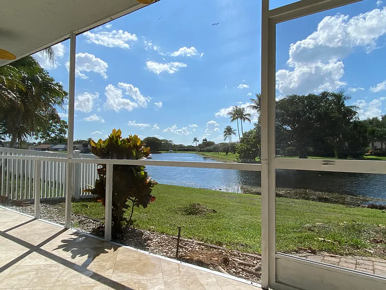 88 Buxton Ln — Photo 36