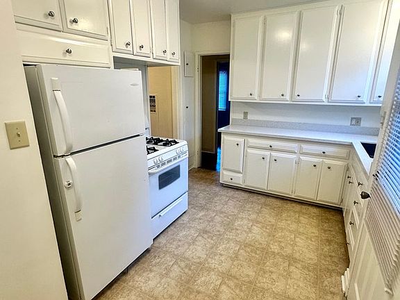 5th image of 4510-4512 E 15th St #A5290462c