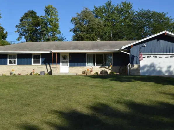 4540 Coral DRIVE, Brookfield, WI 53045