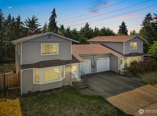 9608 16th Ave S, Tacoma, WA