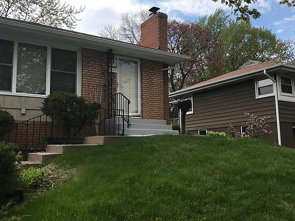 Beautiful Front-yard