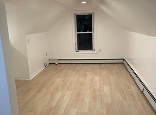 33 Pine St #3, Staten Island, NY 10301