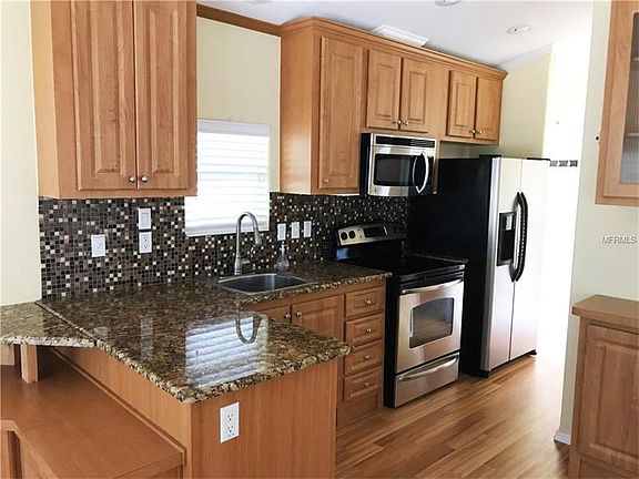 4th image of 21152 San Pablo Dr