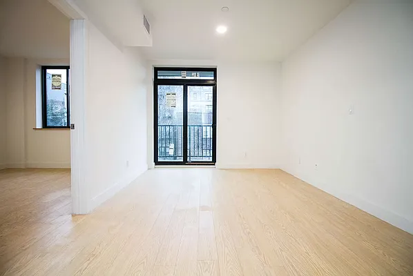 Rented by Oxford Property Group | media 19