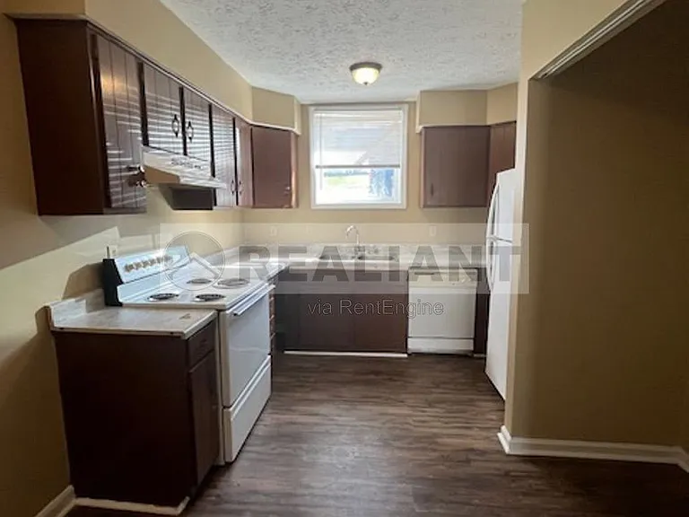 1646 Foxhaven Dr #1 — Photo 11